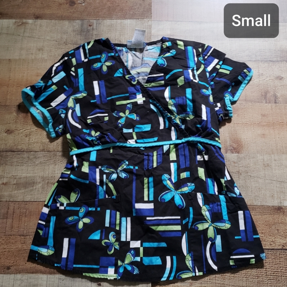 Scrub top